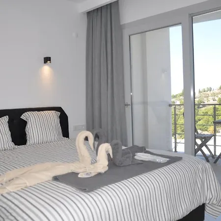Lavender Tatil Evi Kuşadası